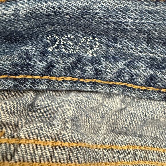 LOFT Distressed Bermuda Jean Shorts Women's shorts 26 / 2 Casual Summer Vacation - Picture 5 of 8